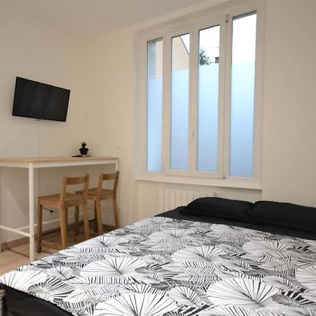 Studio En Residence Privee A Villeurbanne Kültér fotó