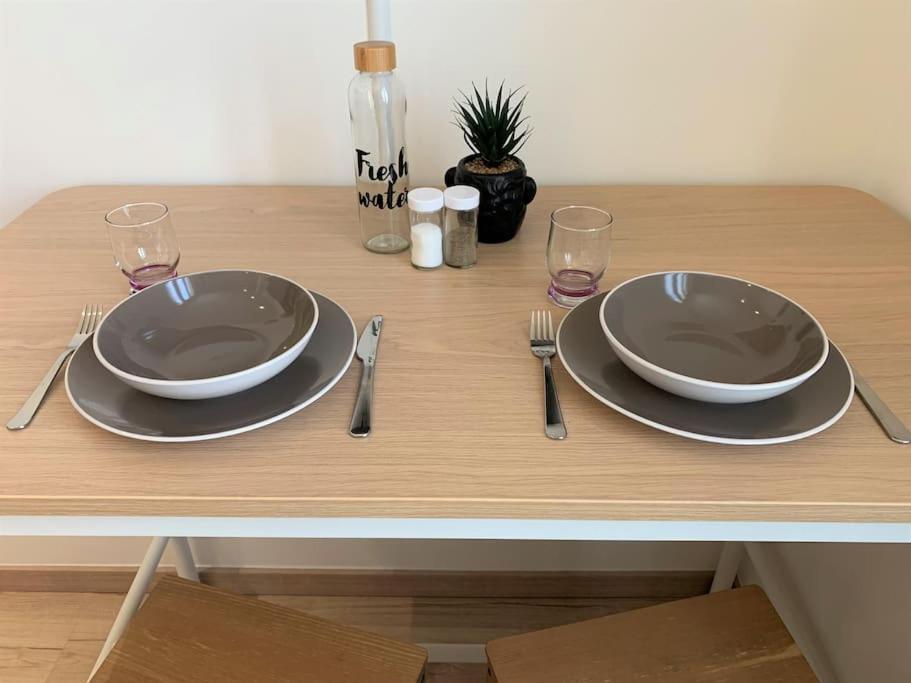 Studio En Residence Privee A Villeurbanne Kültér fotó