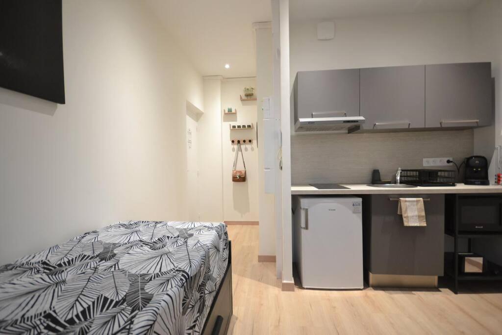 Studio En Residence Privee A Villeurbanne Kültér fotó