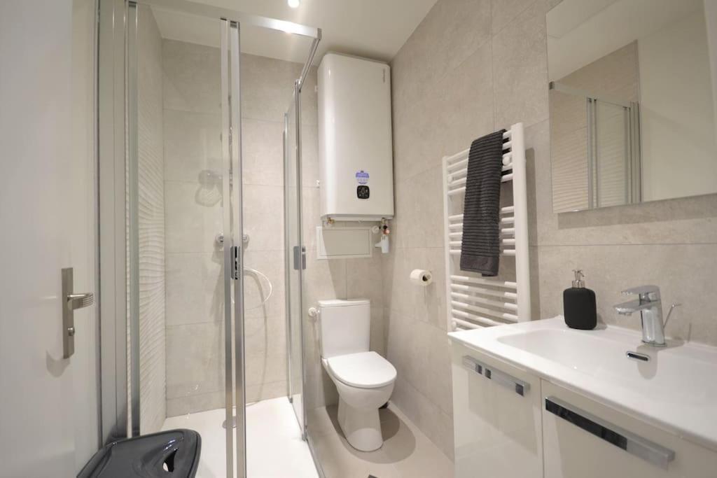 Studio En Residence Privee A Villeurbanne Kültér fotó