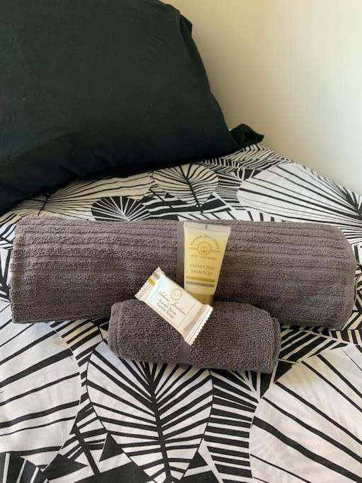 Studio En Residence Privee A Villeurbanne Kültér fotó